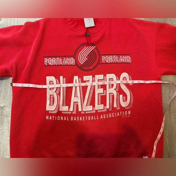 Vintage Logo 7 Portland Trail Blazers Crewneck – Men’s XL – Perfectly Distressed - Picture 11 of 11